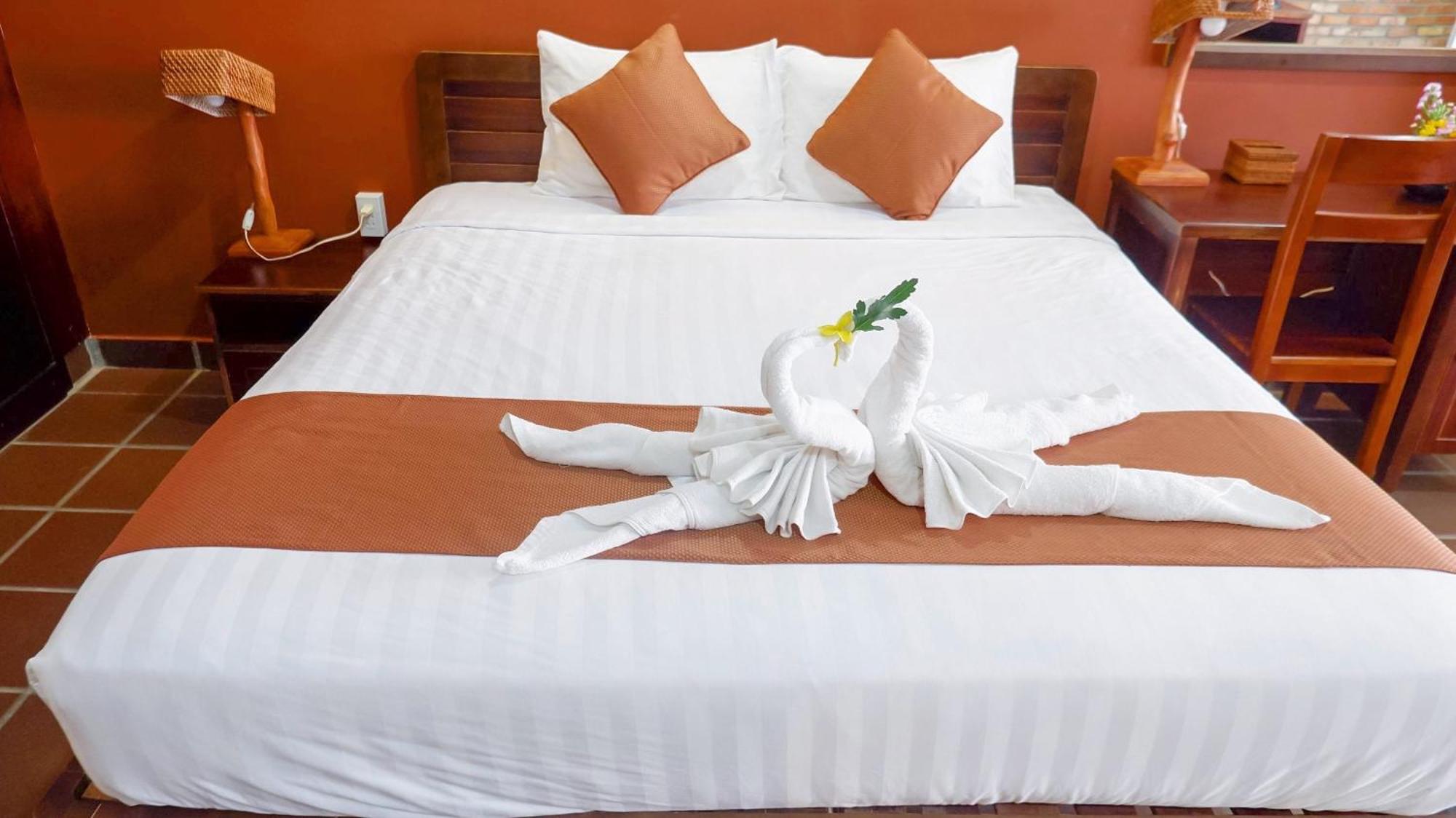 Ananas Family Hotel Ho Chi Minh City Exterior photo