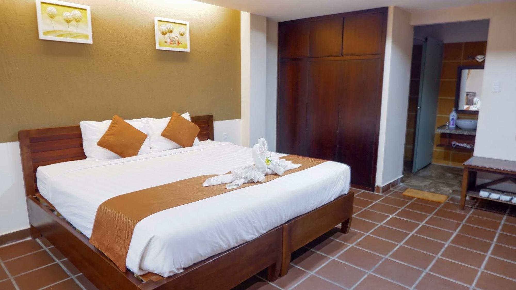 Ananas Family Hotel Ho Chi Minh City Exterior photo