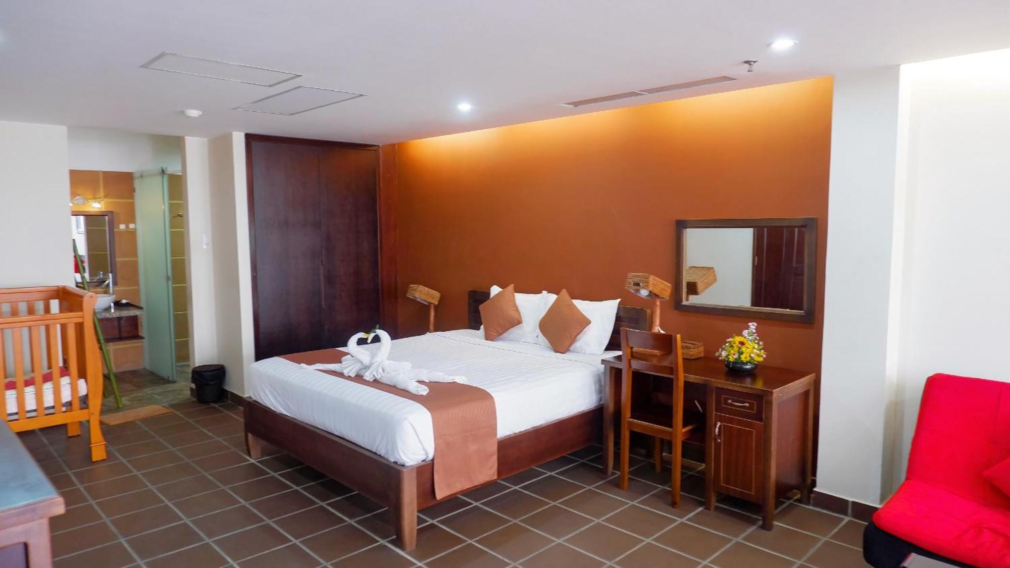 Ananas Family Hotel Ho Chi Minh City Exterior photo