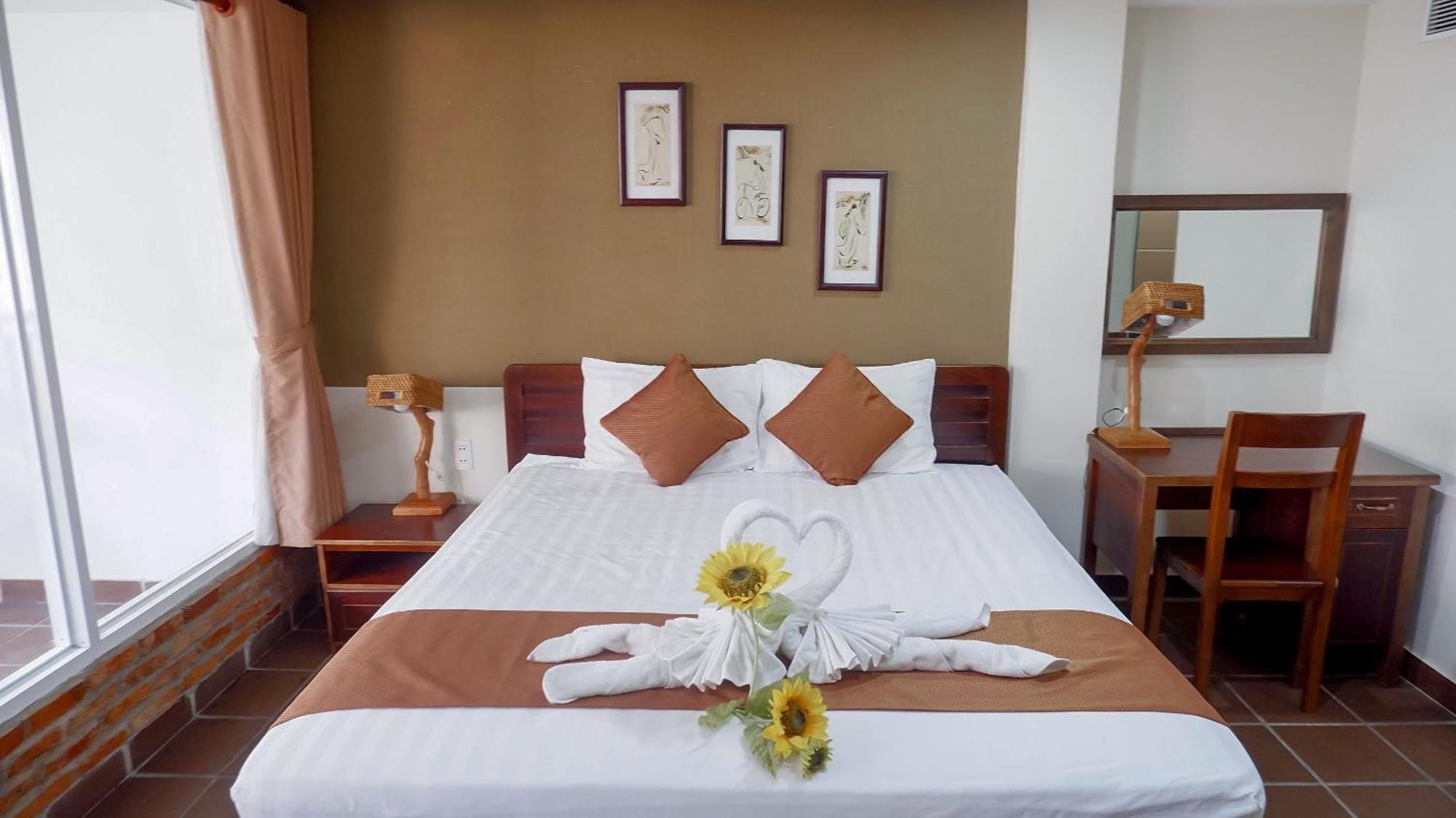 Ananas Family Hotel Ho Chi Minh City Exterior photo