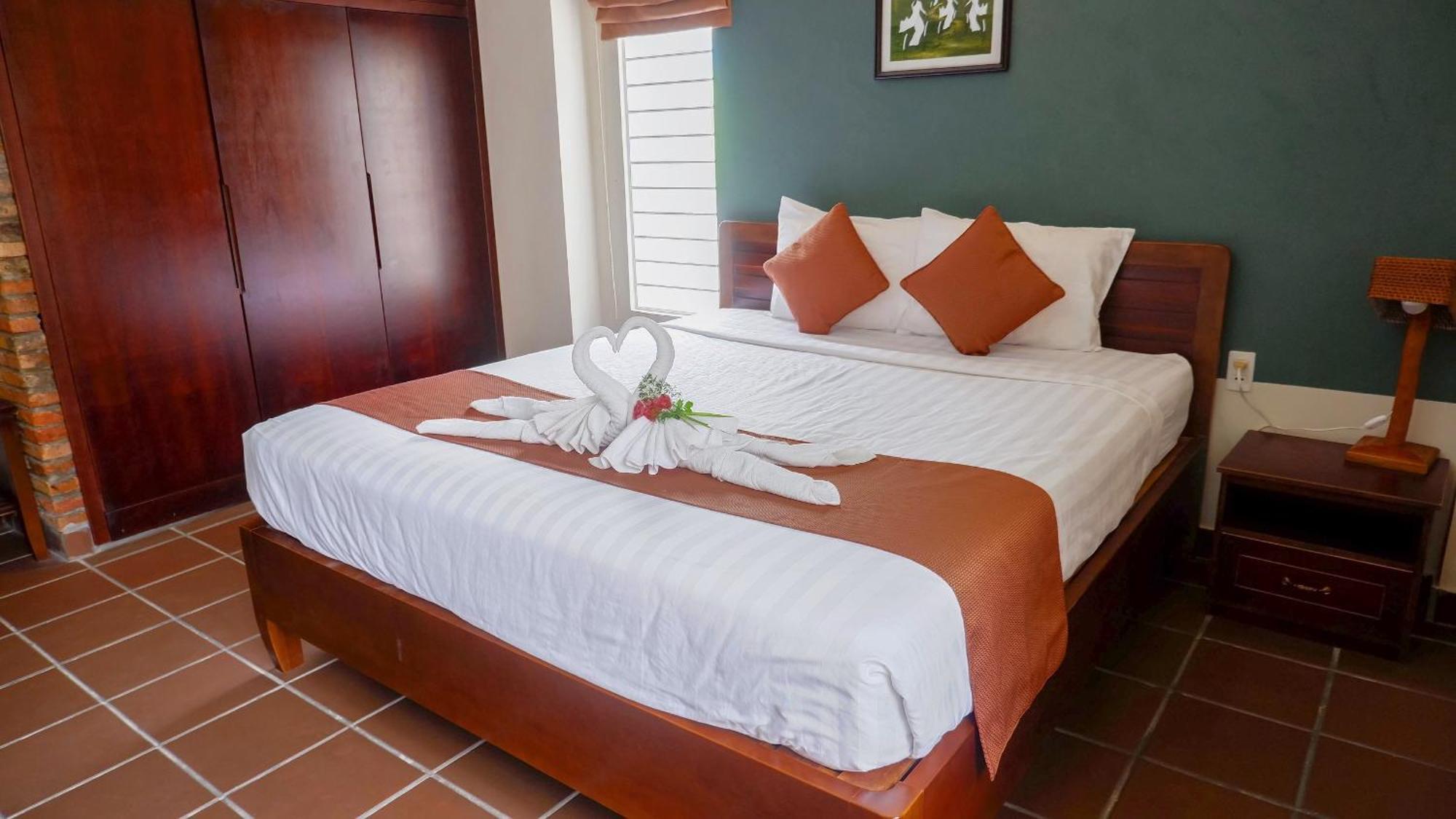 Ananas Family Hotel Ho Chi Minh City Exterior photo