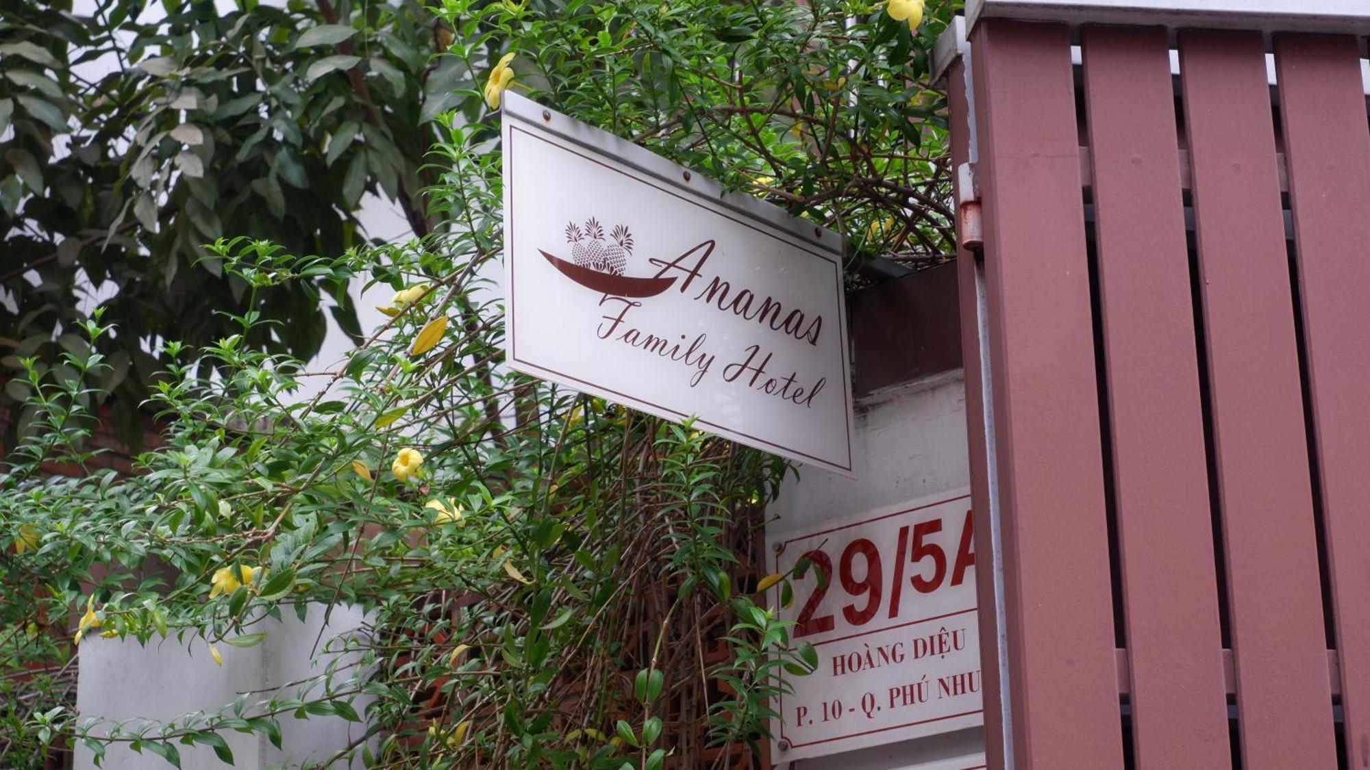 Ananas Family Hotel Ho Chi Minh City Exterior photo