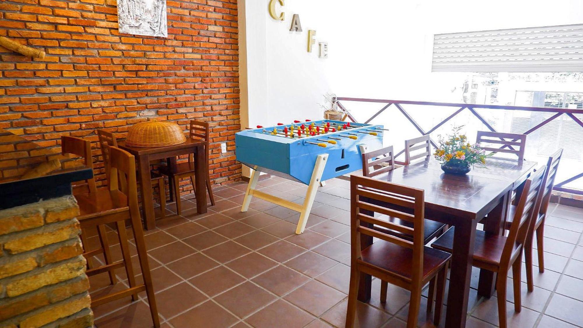 Ananas Family Hotel Ho Chi Minh City Exterior photo