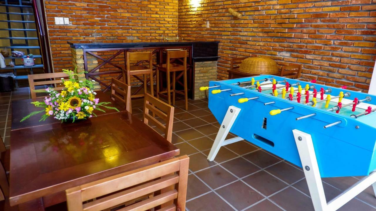Ananas Family Hotel Ho Chi Minh City Exterior photo