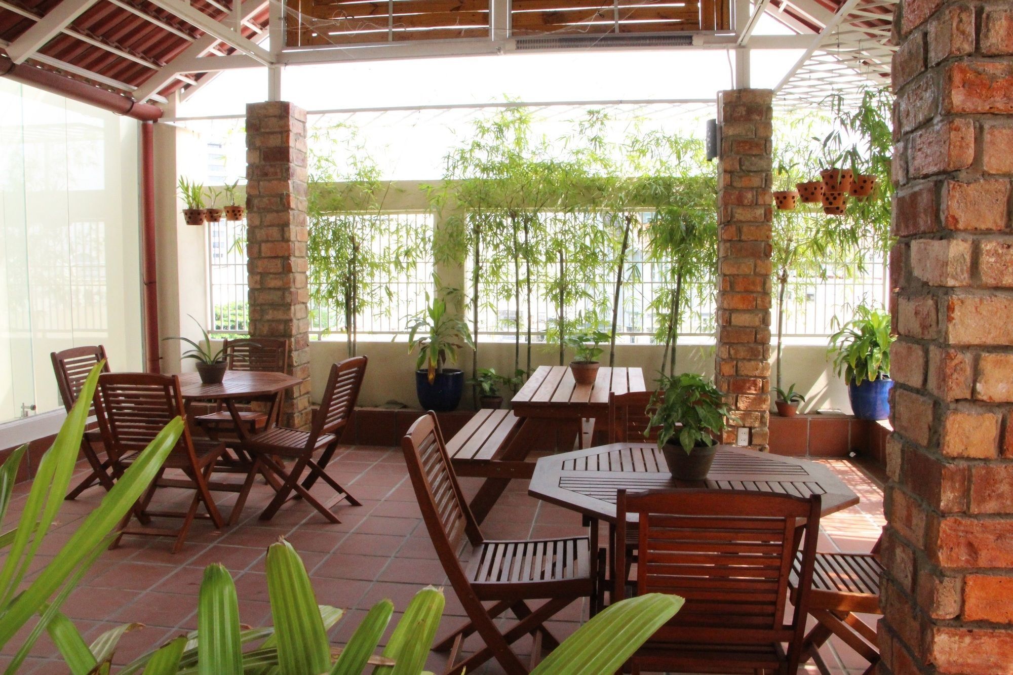 Ananas Family Hotel Ho Chi Minh City Exterior photo